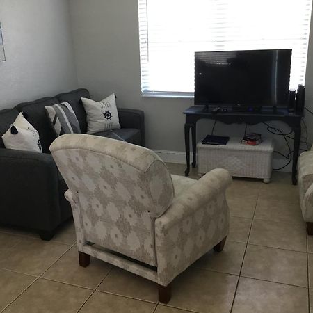 Madeira Bonita Apartment #6 Сейнт Пийт Бийч Екстериор снимка