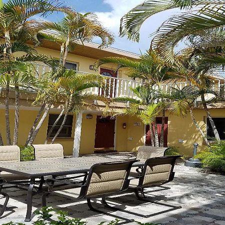 Madeira Bonita Apartment #6 Сейнт Пийт Бийч Екстериор снимка