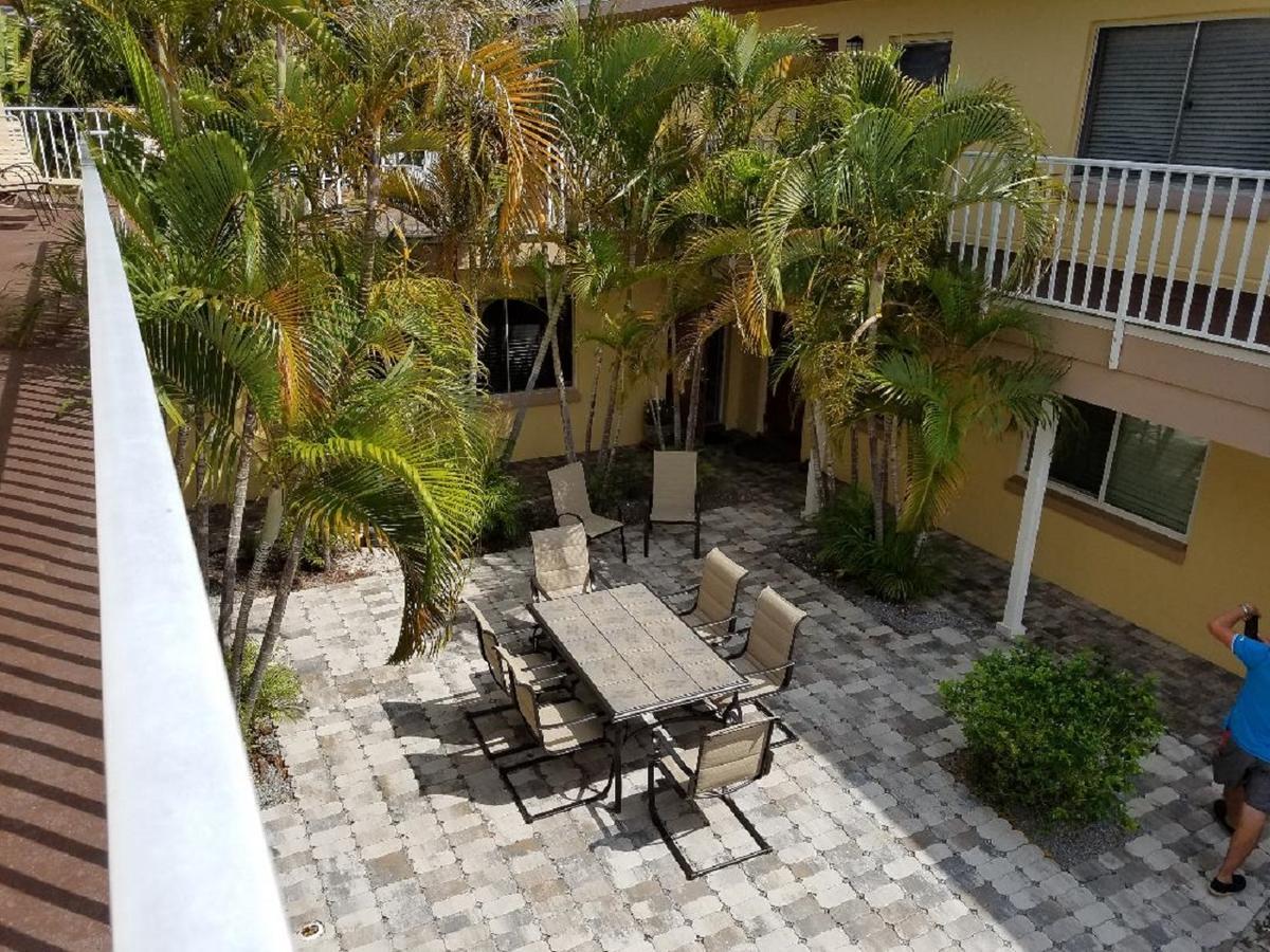 Madeira Bonita Apartment #6 Сейнт Пийт Бийч Екстериор снимка